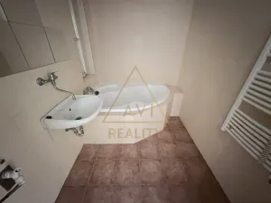 Pronájem bytu 3+1, Praha - Vinohrady, Na Švihance, 89 m2