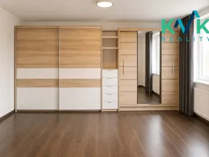 Pronájem bytu 2+1, Karlovy Vary, Vrázova, 79 m2