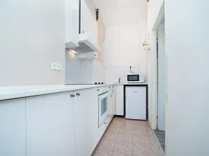 Pronájem bytu 2+1, Praha, Jičínská, 38 m2
