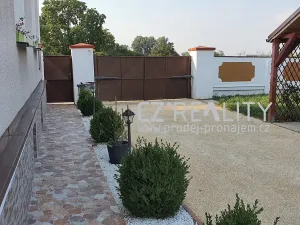 Prodej komerčního pozemku, Pečky, 35798 m2