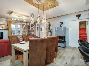 Prodej komerční nemovitosti, Pečky, 345 m2