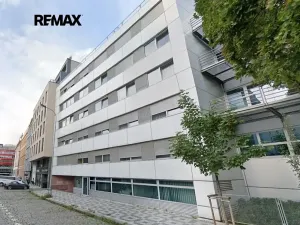 Pronájem kanceláře, Praha - Smíchov, Kováků, 103 m2