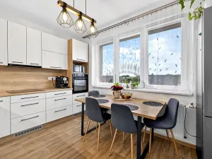Prodej bytu 3+1, Trhové Sviny, Budovatelská, 73 m2