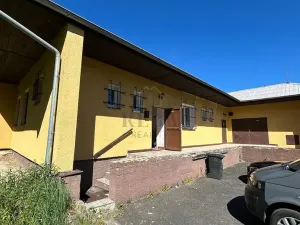 Prodej výrobních prostor, Vojkovice, 435 m2