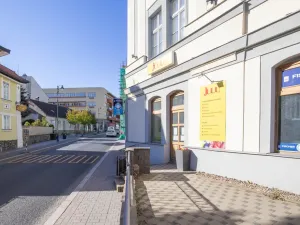 Pronájem obchodního prostoru, Říčany, 17. listopadu, 61 m2