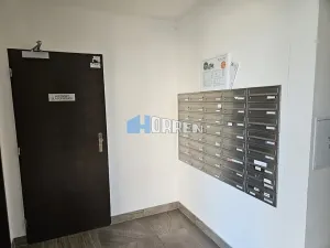 Pronájem bytu 2+kk, Praha - Holešovice, V háji, 62 m2