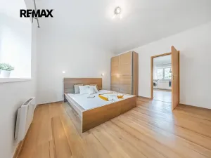 Prodej bytu 2+kk, Hostivice, Čsl. armády, 43 m2