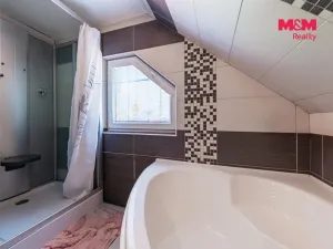 Prodej rodinného domu, Černovice, 140 m2