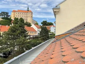 Prodej atypického bytu, Mikulov, Komenského, 164 m2