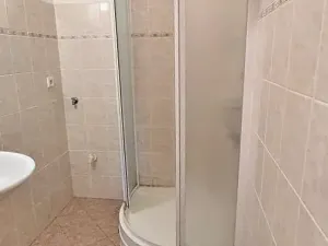 Prodej bytu 2+1, Praha, Ke kladivům, 62 m2