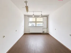 Pronájem kanceláře, Moravany - Platěnice, 158 m2