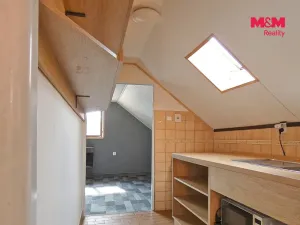 Pronájem kanceláře, Chotusice, 66 m2