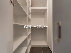 Pronájem bytu 3+kk, Praha - Karlín, Pernerova, 79 m2