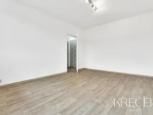 Pronájem bytu 1+1, Třebíč, Zahraničního odboje, 33 m2