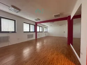 Pronájem komerční nemovitosti, Chrudim, Průmyslová, 89 m2