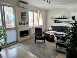 Pronájem bytu 3+1, Kunín, 90 m2