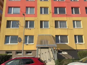 Prodej bytu 1+kk, Duchcov, V Domkách, 34 m2