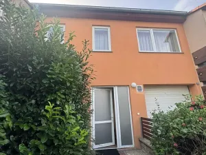 Pronájem rodinného domu, Praha - Řeporyje, Dělená, 170 m2