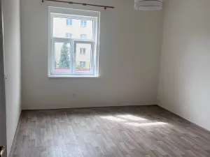 Pronájem bytu 2+1, Praha - Smíchov, Fráni Šrámka, 69 m2