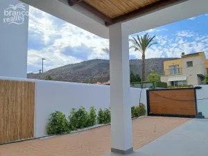 Prodej rodinného domu, Alfas del Pi, Alicante, Španělsko, 203 m2