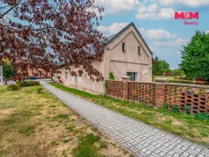 Prodej rodinného domu, Dobřenice, 169 m2