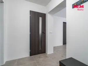 Prodej rodinného domu, Dobřenice, 169 m2