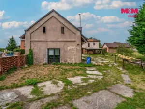 Prodej rodinného domu, Dobřenice, 169 m2