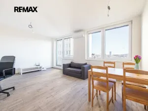 Prodej bytu 2+kk, Praha - Strašnice, Limuzská, 52 m2