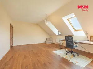 Prodej rodinného domu, Mořina, 240 m2