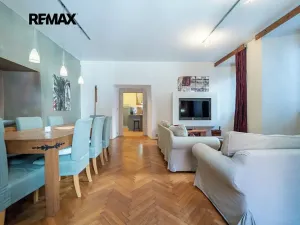 Pronájem bytu 3+1, Praha - Malá Strana, Valdštejnské náměstí, 91 m2
