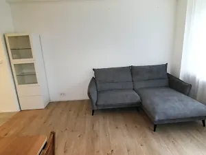 Pronájem bytu 2+kk, Praha - Karlín, Pobřežní, 58 m2