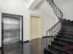 Pronájem komerční nemovitosti, Praha - Staré Město, Krocínova, 176 m2