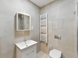 Pronájem bytu 2+kk, Praha - Vysočany, Gerstelova, 52 m2