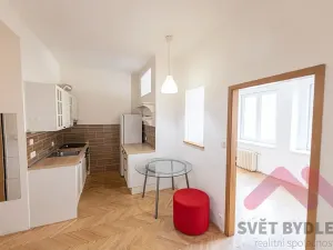 Pronájem bytu 2+1, Praha - Libeň, Sokolovská, 49 m2