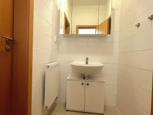 Pronájem obchodního prostoru, Nymburk, Palackého třída, 124 m2