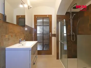 Prodej rodinného domu, Zákupy, Borská, 254 m2