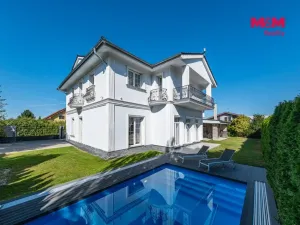 Prodej obchodního prostoru, Šestajovice, U Váhy, 356 m2