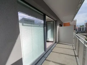 Pronájem bytu 1+kk, Praha - Vysočany, Pod Harfou, 45 m2