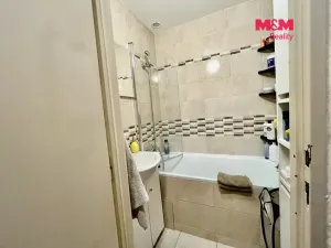 Prodej bytu 2+1, Orlová - Lutyně, Masarykova třída, 58 m2