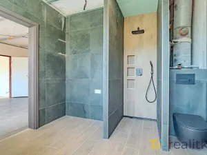 Prodej bytu 4+1, Třinec, Sosnová, 77 m2