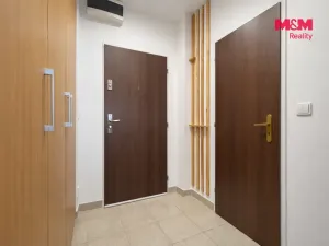 Prodej bytu 1+1, Karlovy Vary - Rybáře, Nákladní, 33 m2