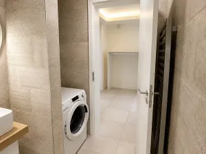 Pronájem bytu 2+kk, Praha - Libeň, Menclova, 58 m2