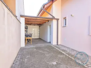 Prodej rodinného domu, Velké Bílovice, Morávky, 245 m2