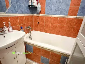 Prodej bytu 2+1, Sokolov, Heyrovského, 53 m2