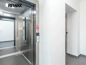Pronájem bytu 1+kk, Praha - Chodov, Klapálkova, 32 m2
