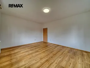 Pronájem bytu 1+1, Poděbrady, Minidova, 47 m2
