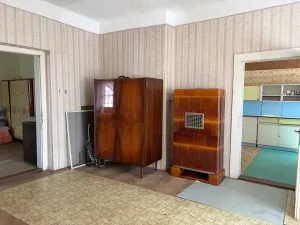 Prodej rodinného domu, Chrást, tř. Čs. odboje, 193 m2