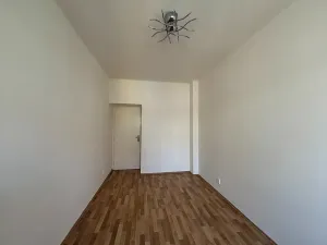 Pronájem bytu 2+kk, Praha - Vinohrady, V Horní Stromce, 47 m2