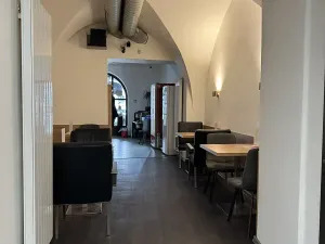Prodej obchodního prostoru, Kroměříž, Velké náměstí, 242 m2