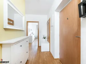 Prodej bytu 3+kk, Praha - Třeboradice, Špeciánova, 74 m2